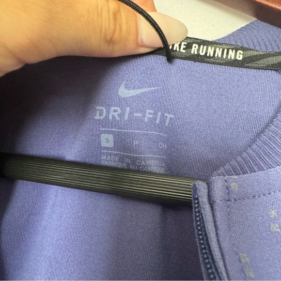Nike running bomber jacket size small - Picture 5 of 5